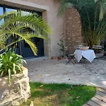 Shanti 3* La Tour-sur-Orb